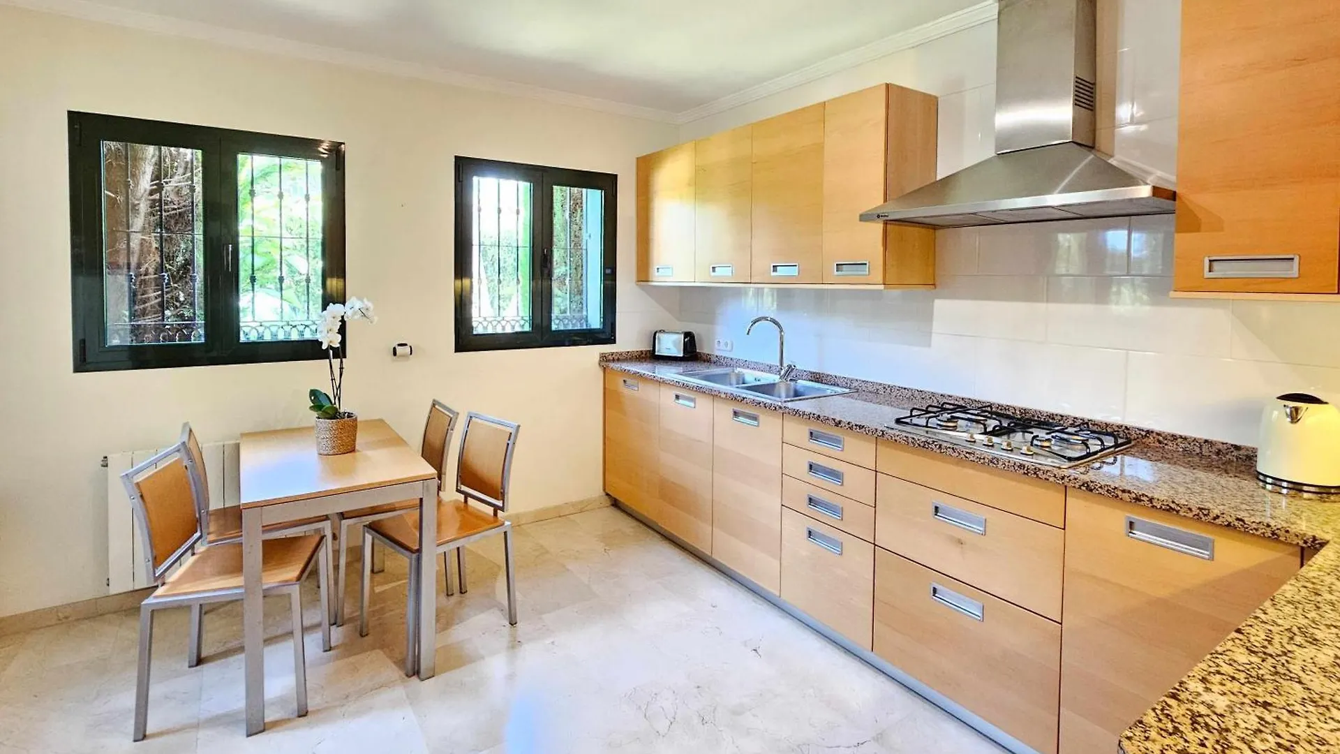 Villa Heal Cerca Puerto Banus Marbella